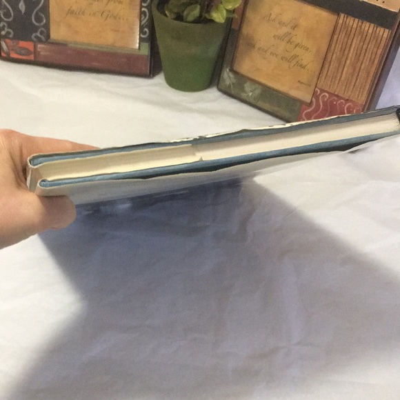 Home of the brave contemporary American immigrants hardback coffee table book - Picture 6 of 17